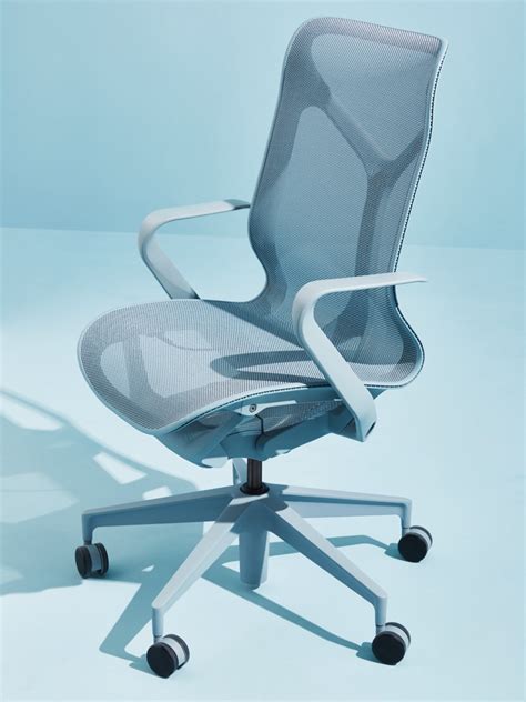 cosm chair review